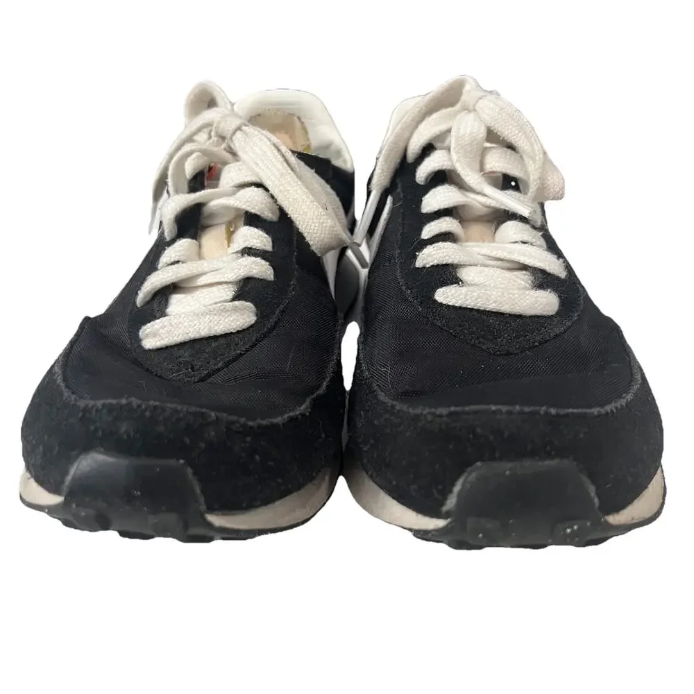 Nike waffle trainer